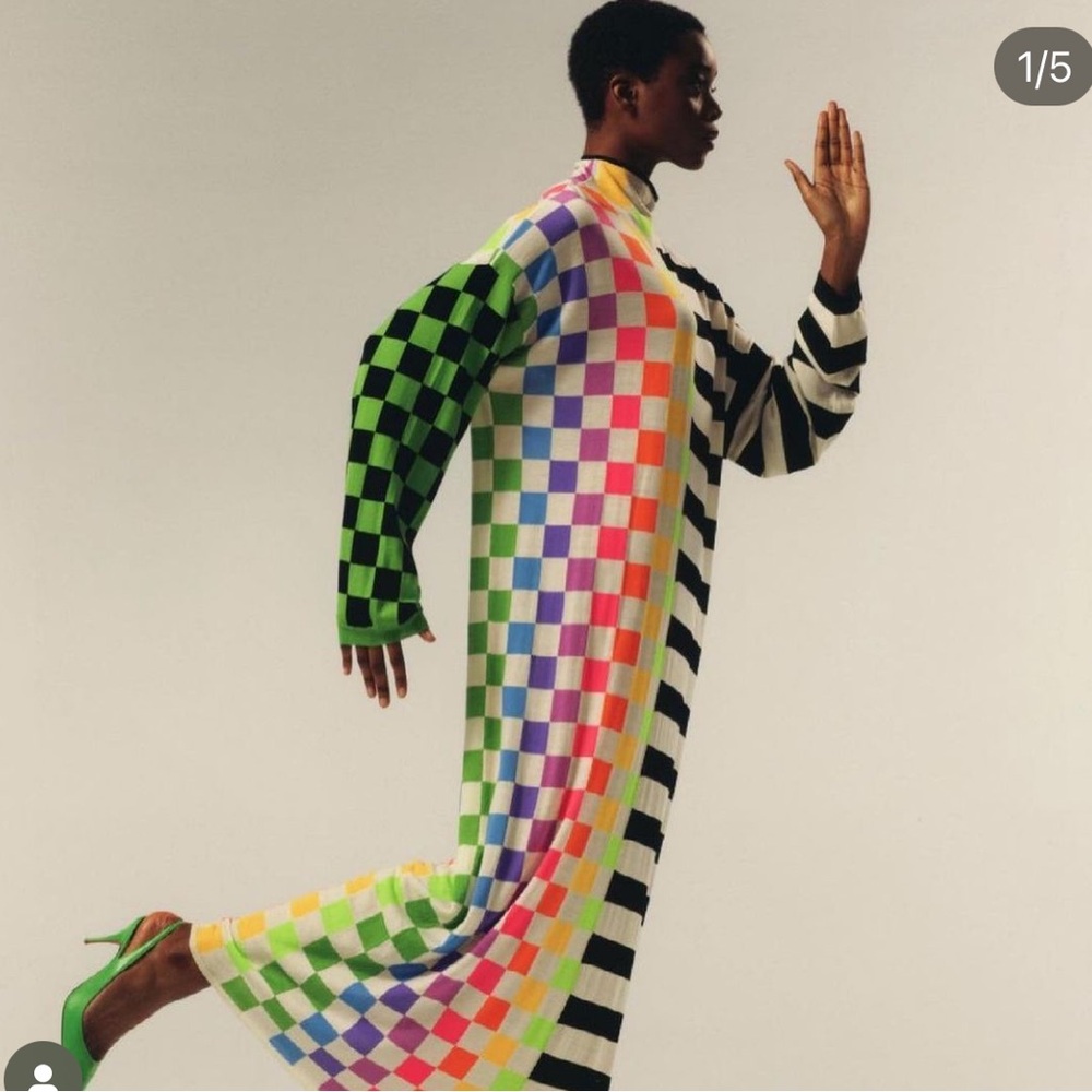 ISO CJR CHECKED RAINBOW WOOL SWEATERDRESS! SIZE XS, SM, or M.